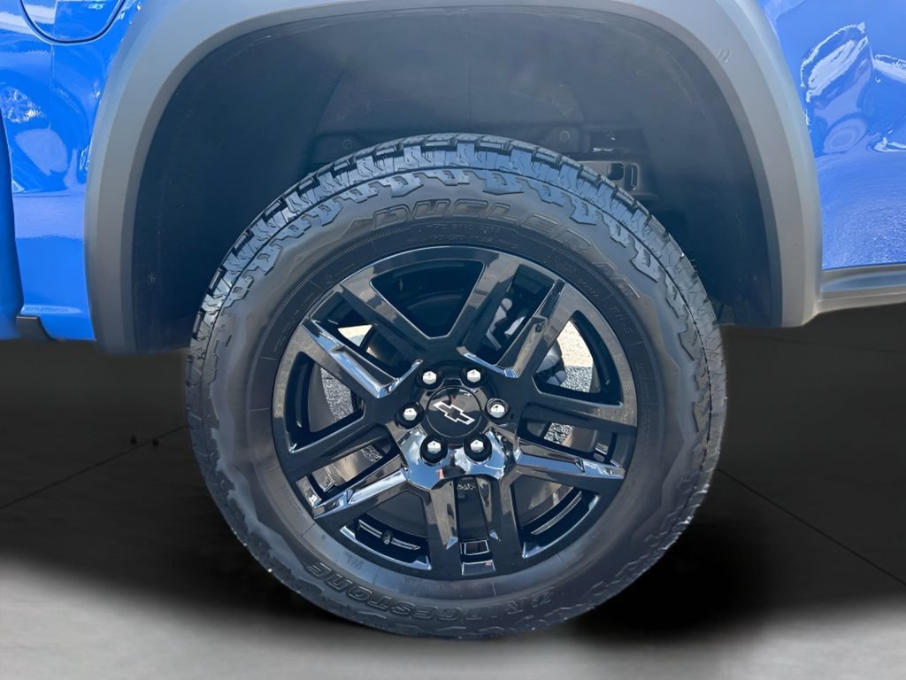 Used 2025 Chevrolet Colorado Trail Boss AWD/4WD image 13