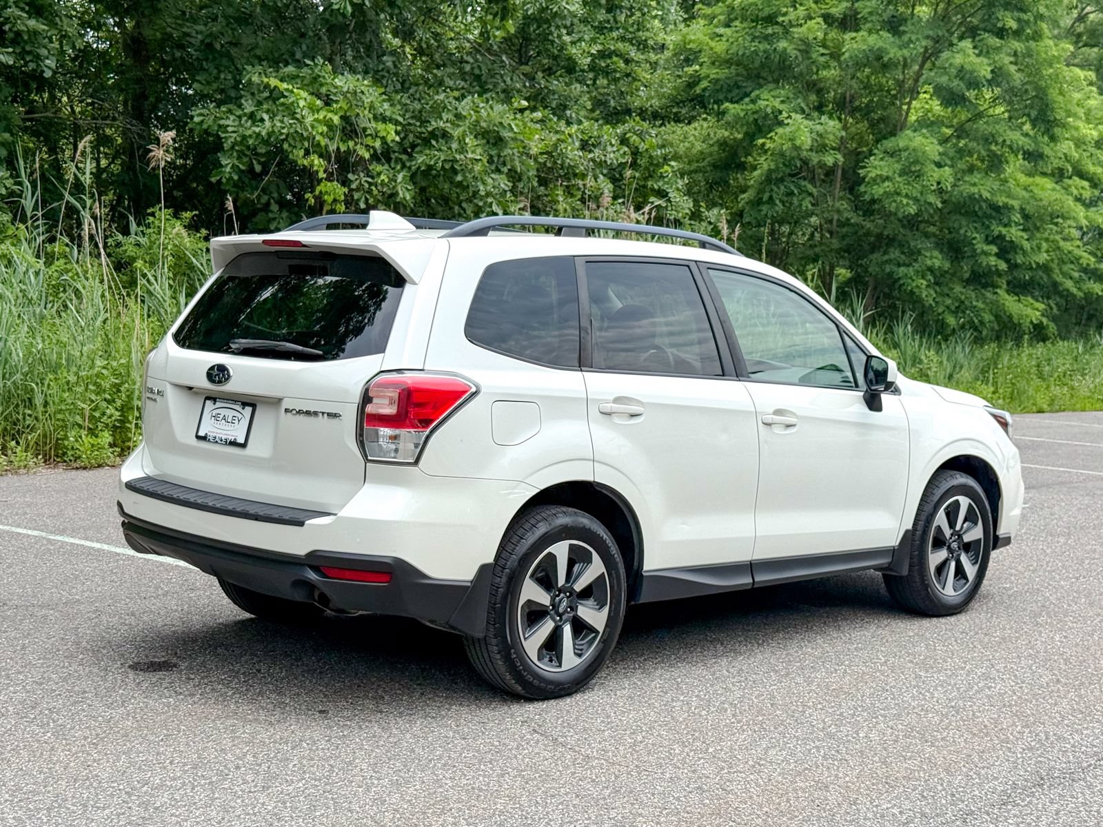 Used 2018 Subaru Forester 2.5i Premium AWD/4WD image 6