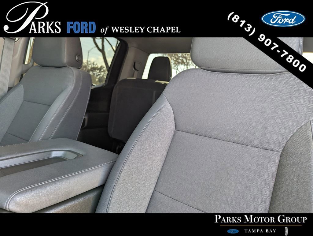 Used 2025 Chevrolet Silverado 1500 Custom Trail Boss w/ LPO, Dark Essentials Package image 19