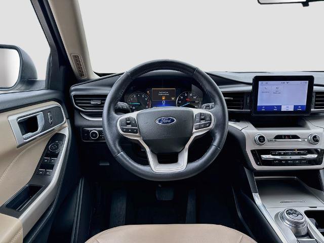 Certified 2023 Ford Explorer XLT w/ Equipment Group 202A AWD/4WD image 18