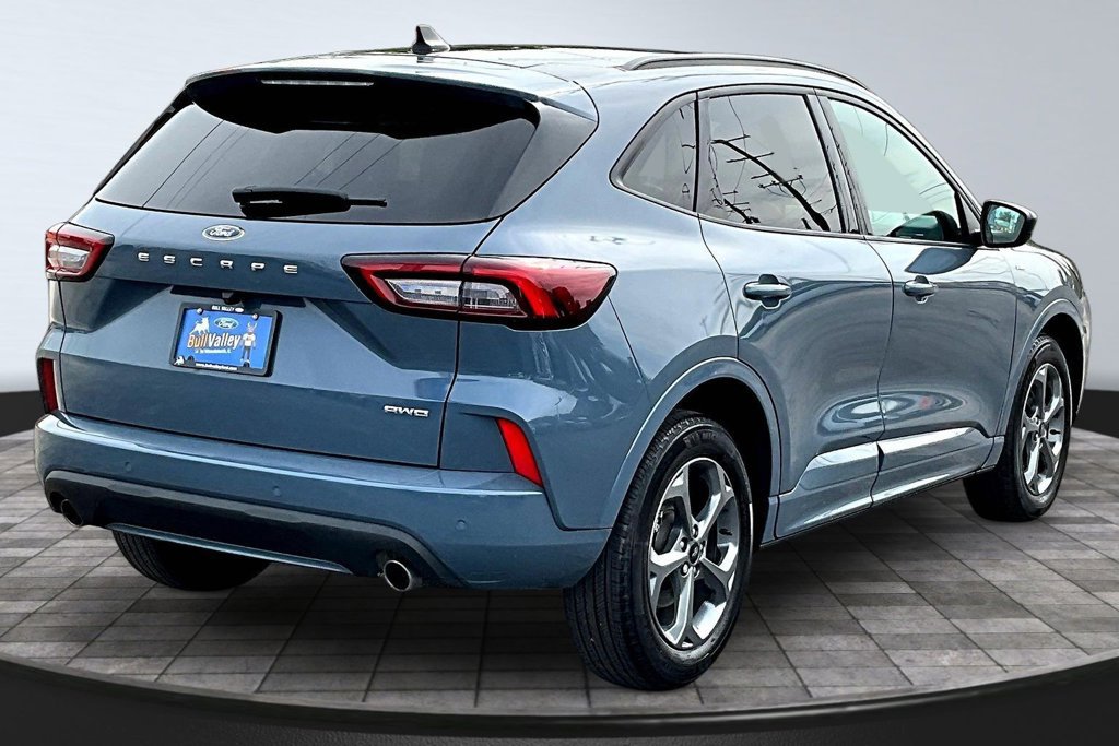 Certified 2024 Ford Escape ST-Line w/ Tech Pack #1 AWD/4WD image 6