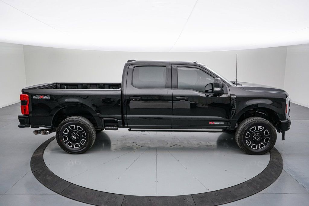 Certified 2025 Ford F350 Platinum AWD/4WD image 4