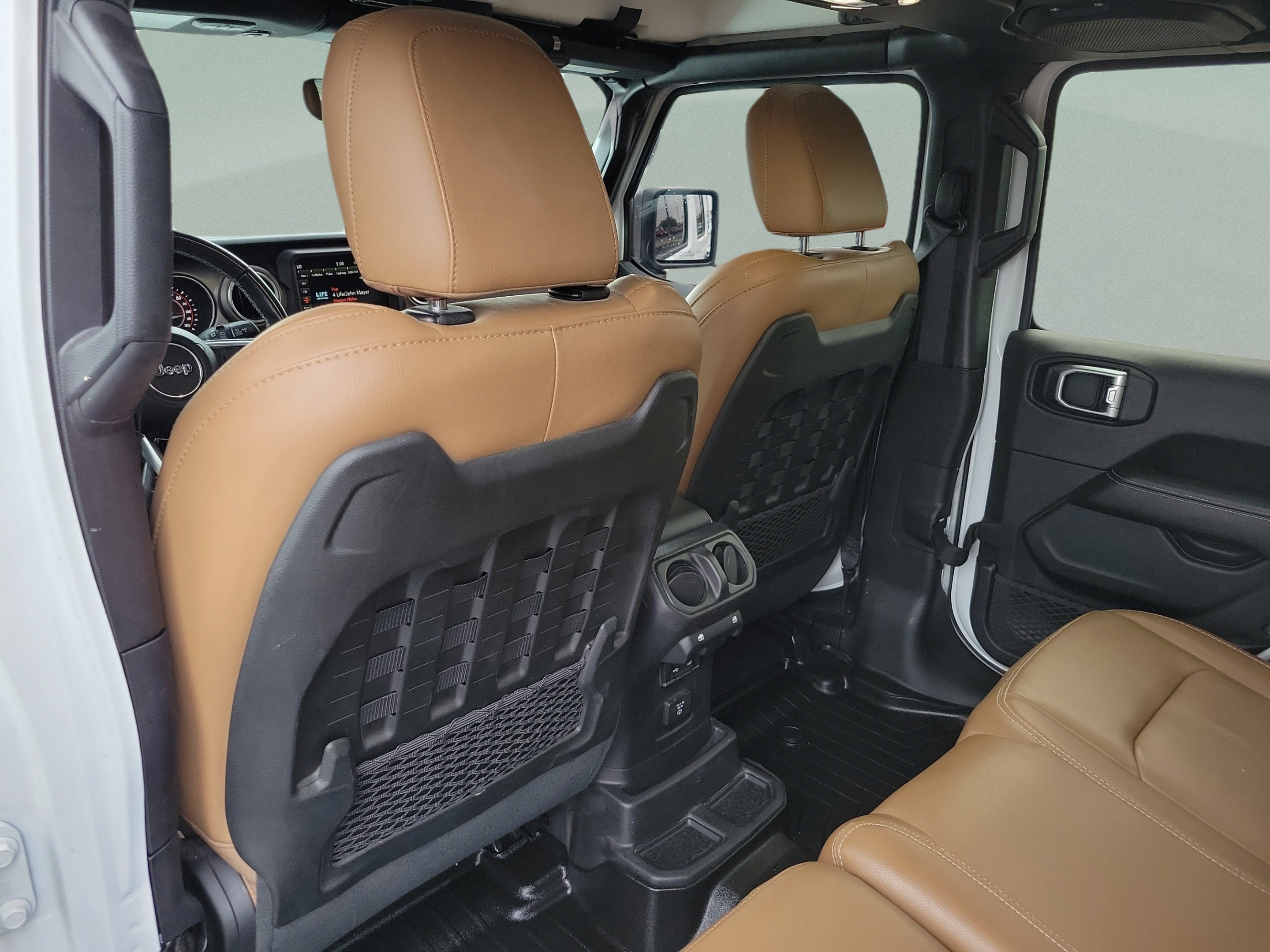 Used 2020 Jeep Wrangler Unlimited Rubicon AWD/4WD image 9