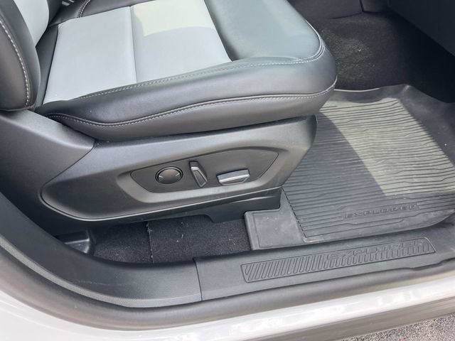 Certified 2024 Ford Explorer XLT w/ Equipment Group 202A AWD/4WD image 33