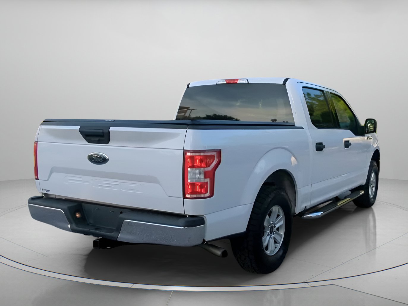 Certified 2018 Ford F150 XLT RWD image 27