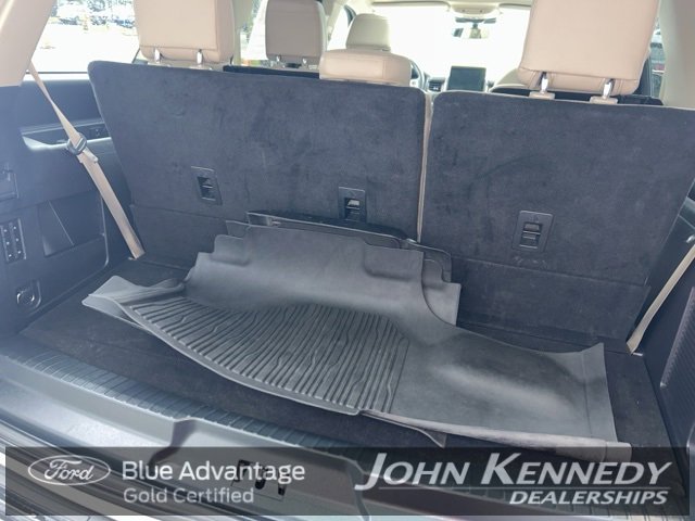 Certified 2023 Ford Expedition Limited image 12