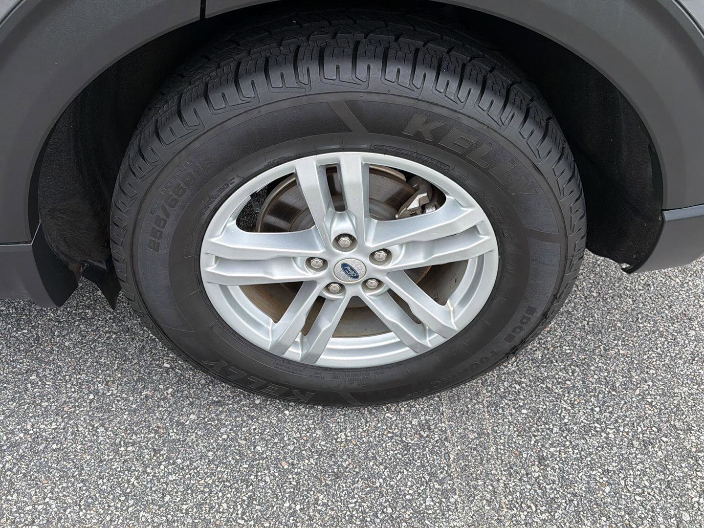 Certified 2023 Ford Explorer XLT RWD image 38