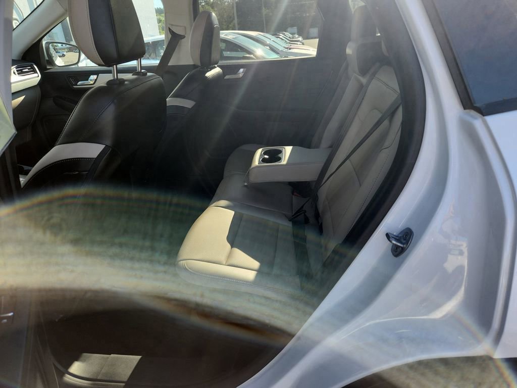 Certified 2022 Ford Escape SEL w/ Technology Package image 12