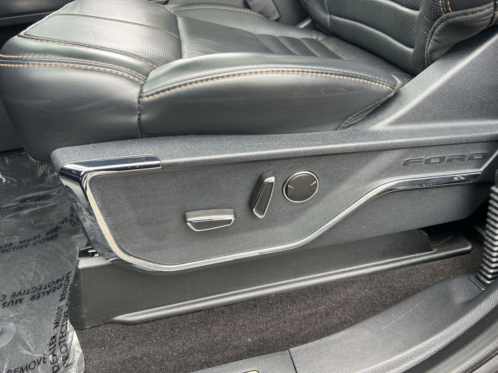 Certified 2023 Ford F150 Platinum w/ Equipment Group 701A High image 22