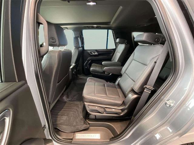 Used 2022 Chevrolet Tahoe Z71 w/ Luxury Package image 17
