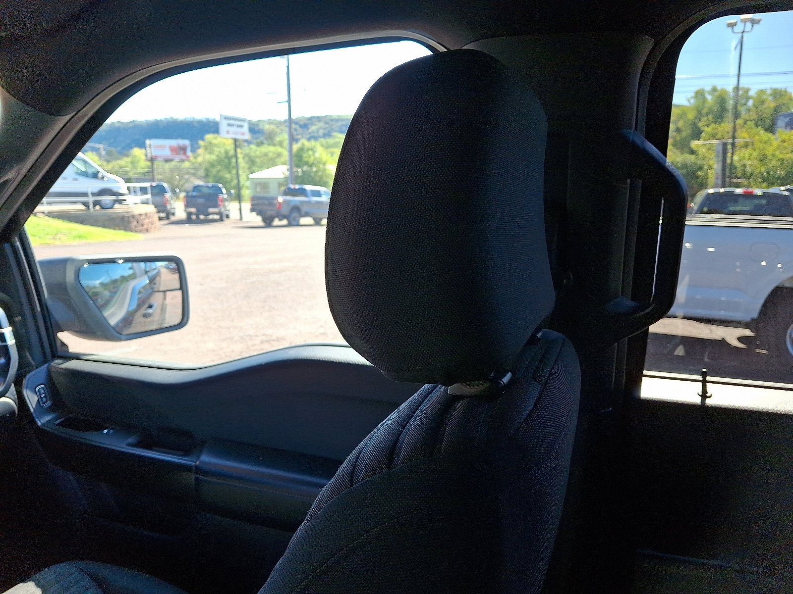 Certified 2022 Ford F150 XL w/ STX Appearance Package image 17