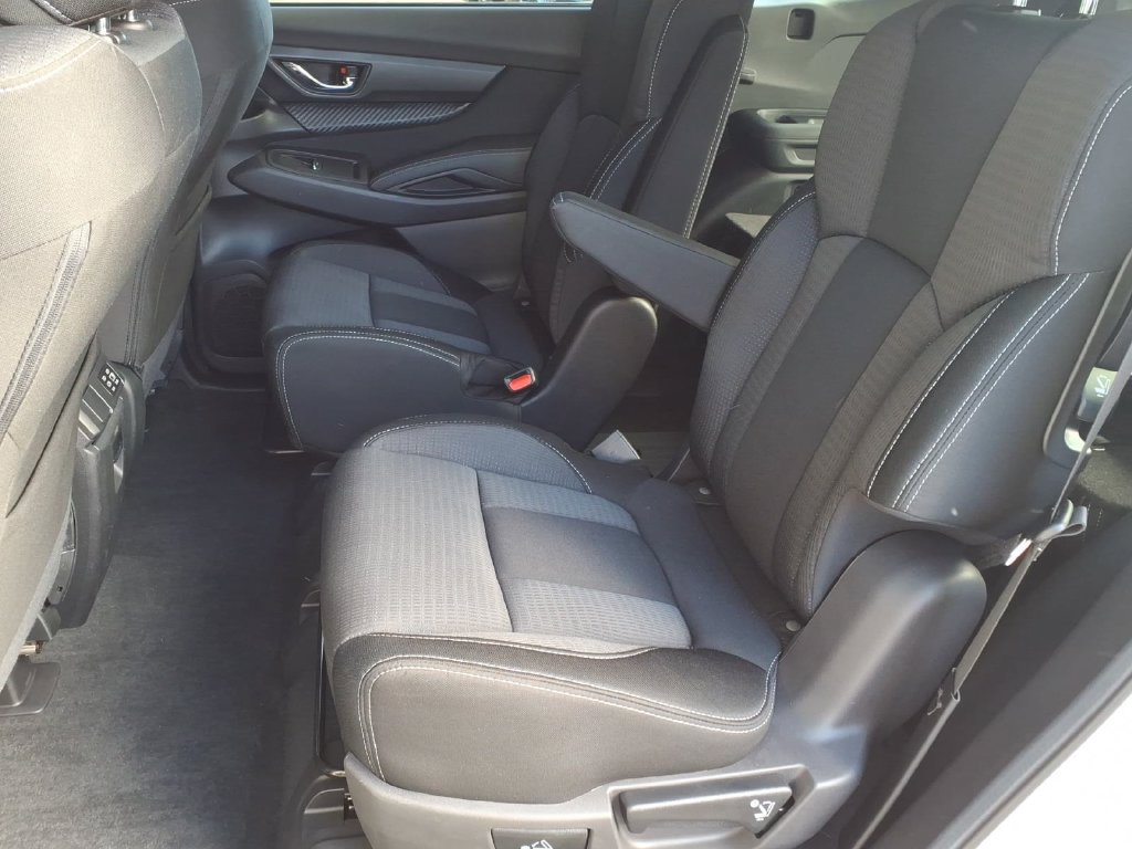 Used 2024 Subaru Ascent Premium w/ Convenience Package AWD/4WD image 16
