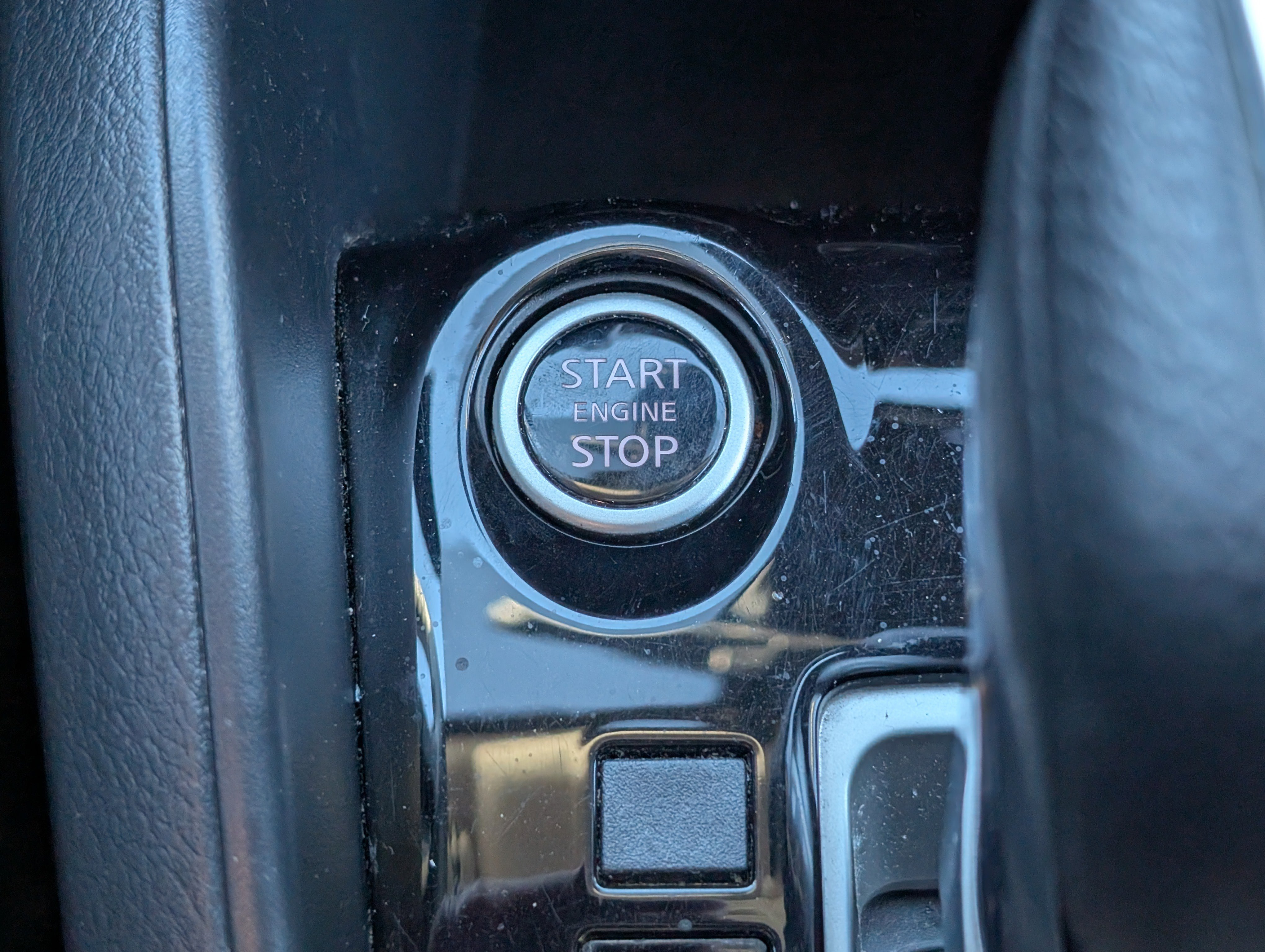 Used 2021 Nissan Versa SV image 23