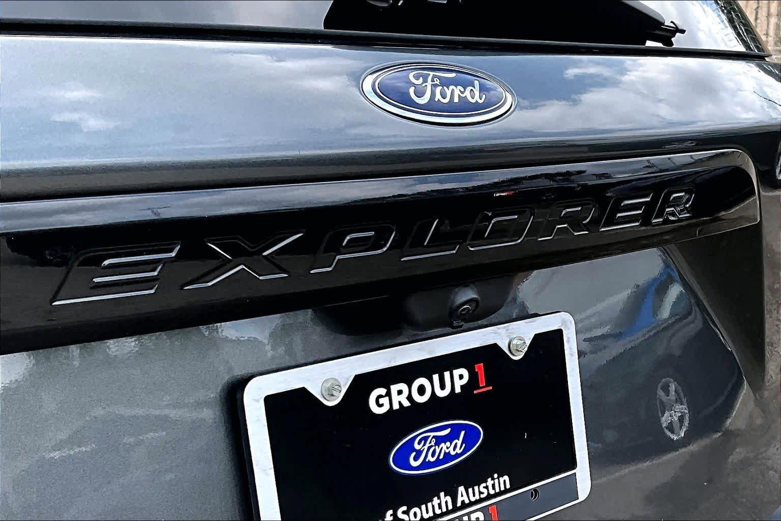 Certified 2020 Ford Explorer ST w/ ST Street Pack AWD/4WD image 10