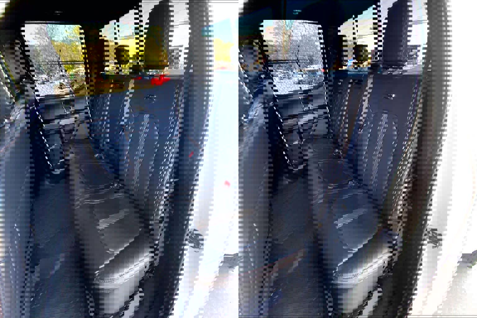 Certified 2022 Ford F450 Platinum w/ FX4 Off-Road Package image 21