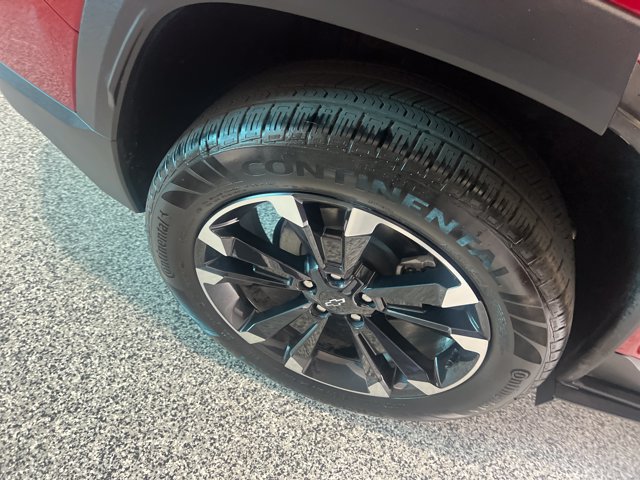 Used 2026 Chevrolet Equinox RS w/ LPO, Floor Liner Package FWD image 16
