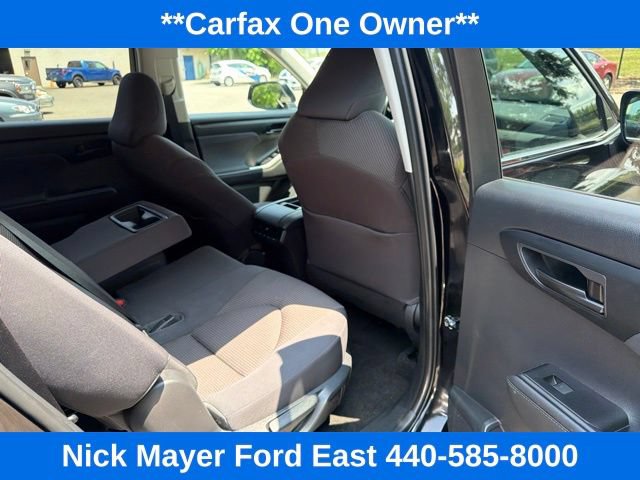 Used 2023 Toyota Highlander LE AWD/4WD image 15