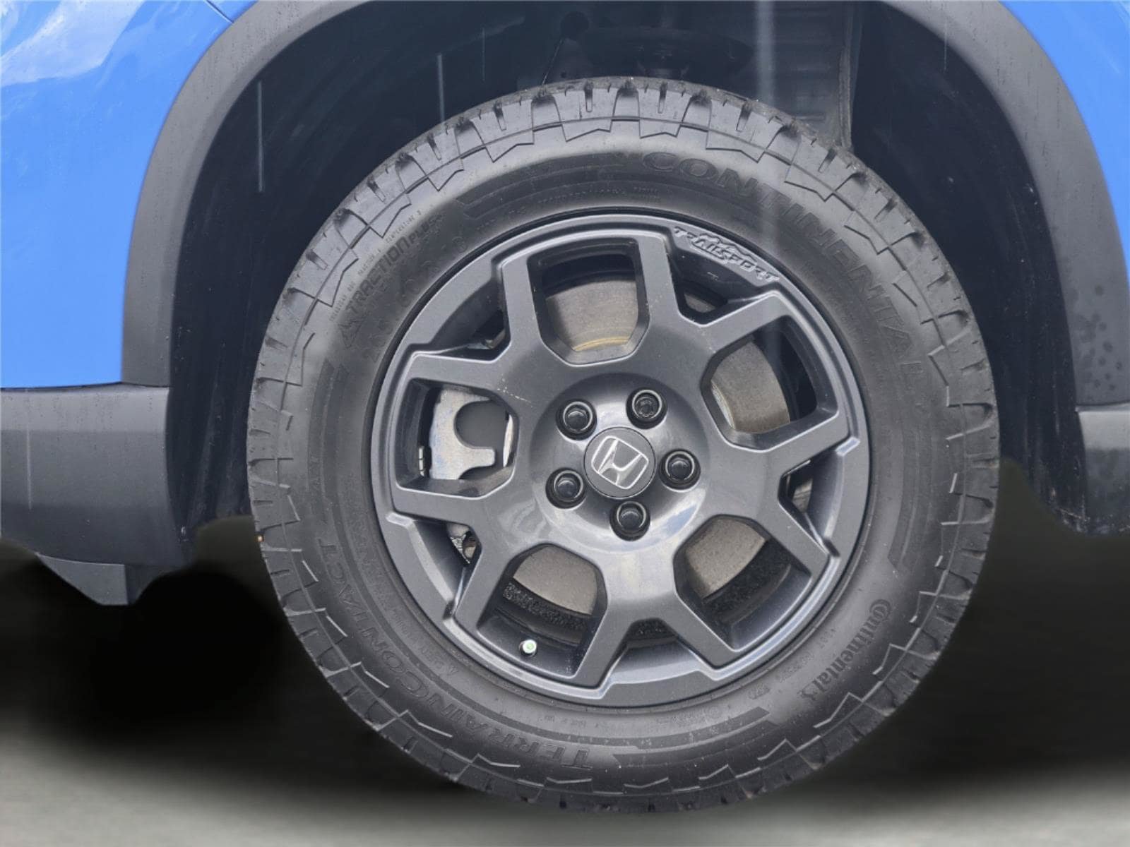 Used 2025 Honda Pilot TrailSport image 11