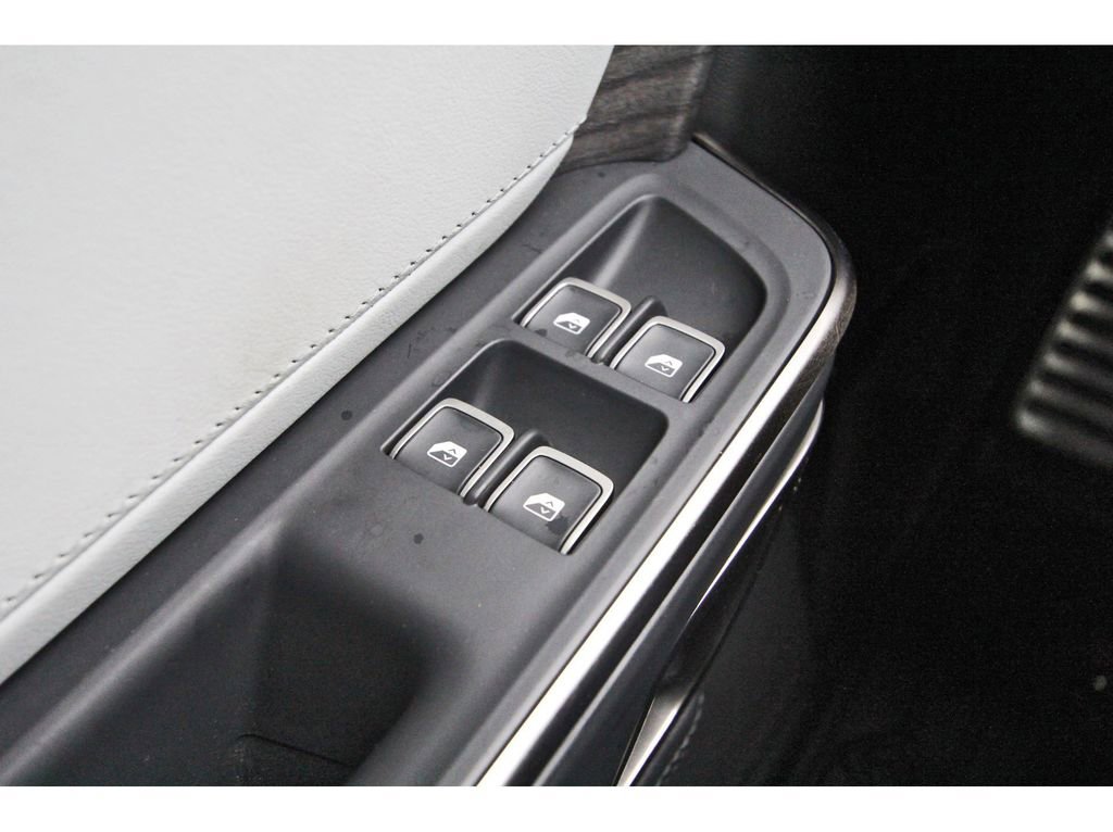 Used 2022 Rivian R1T Adventure AWD/4WD image 18