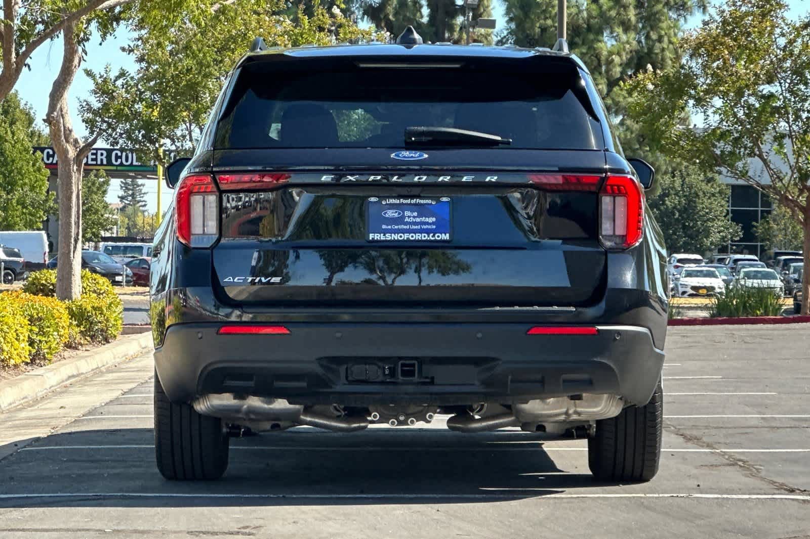 Certified 2025 Ford Explorer Active RWD image 8