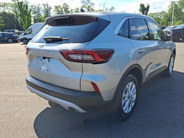 Certified 2023 Ford Escape Active AWD/4WD image 31