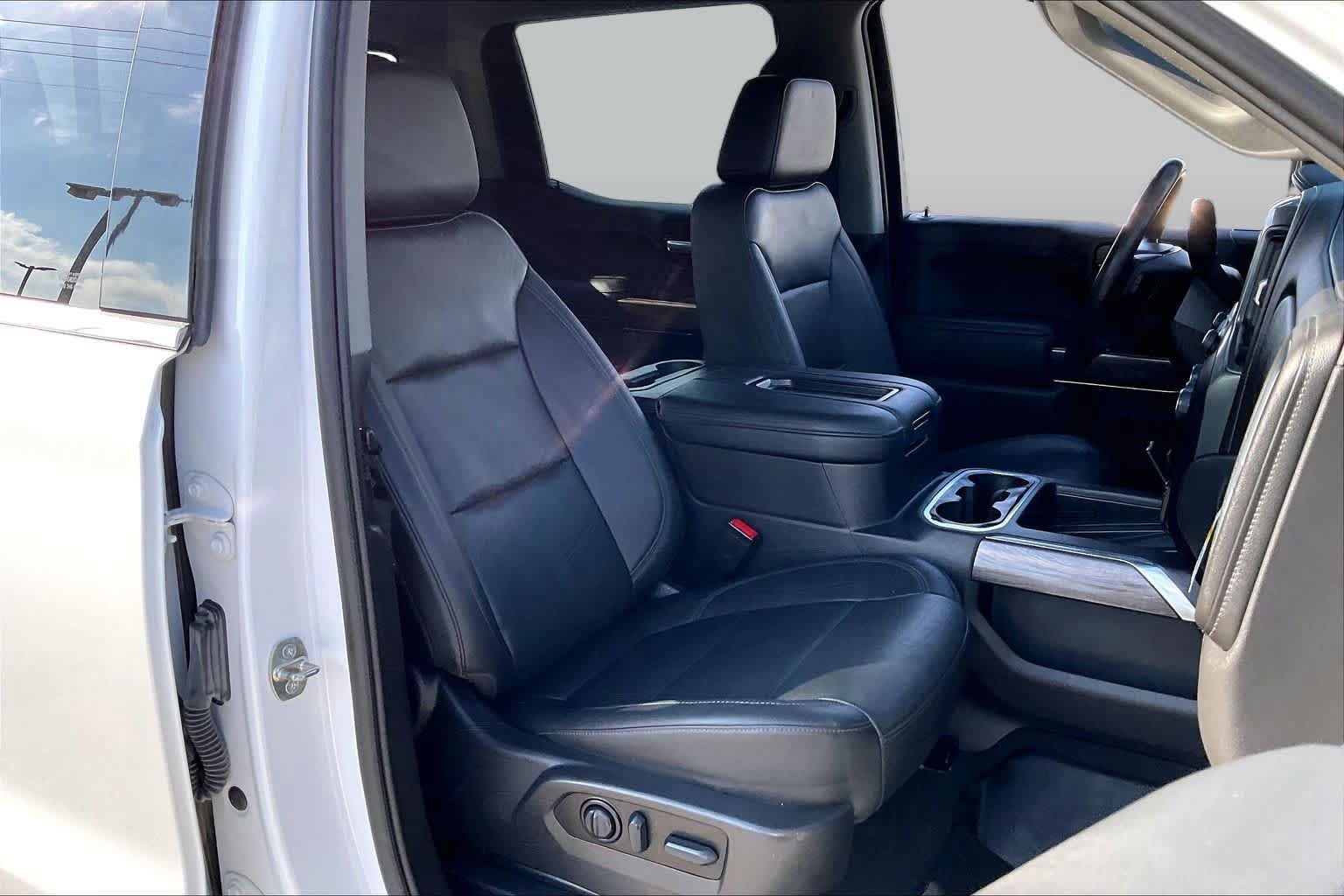 Used 2022 Chevrolet Silverado 1500 LTZ AWD/4WD image 9
