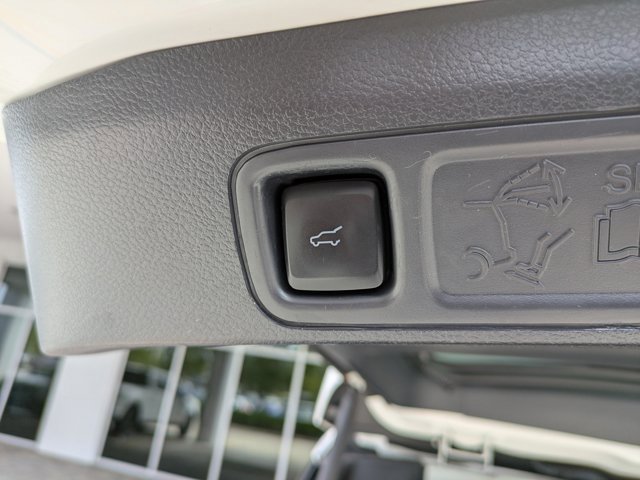 Certified 2022 Ford Expedition Max Limited image 23