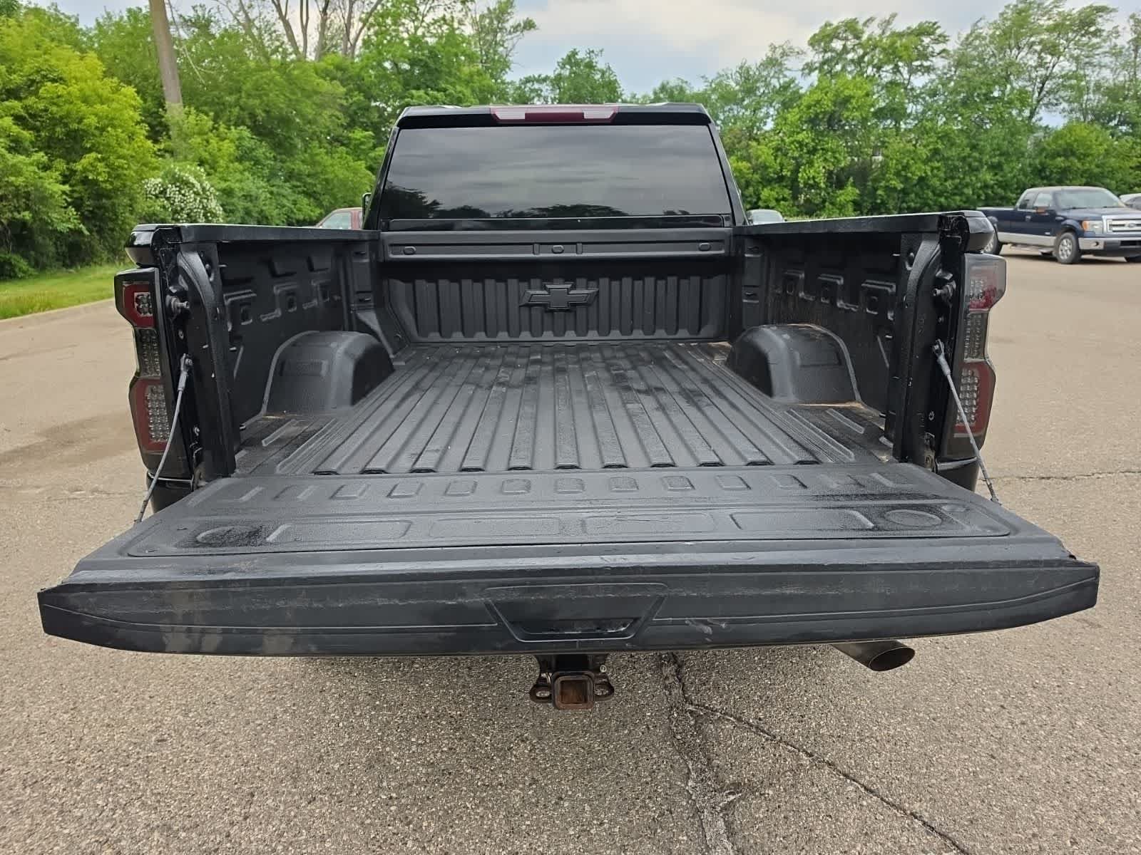 Used 2020 Chevrolet Silverado 2500 Custom w/ Custom Value Package AWD/4WD image 29