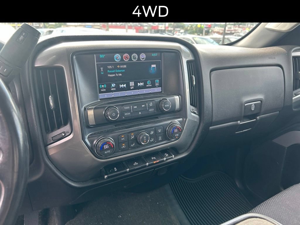 Used 2017 Chevrolet Silverado 1500 LT w/ Midnight Edition AWD/4WD image 19