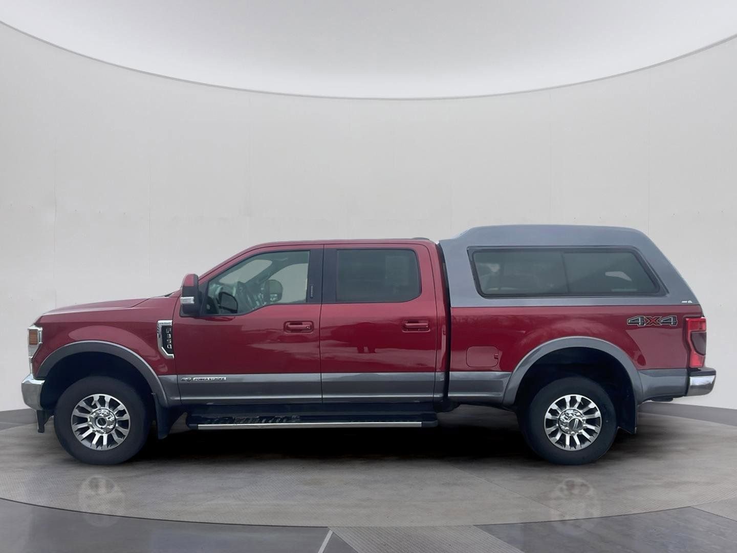Certified 2022 Ford F350 Lariat w/ Lariat Value Package AWD/4WD image 2