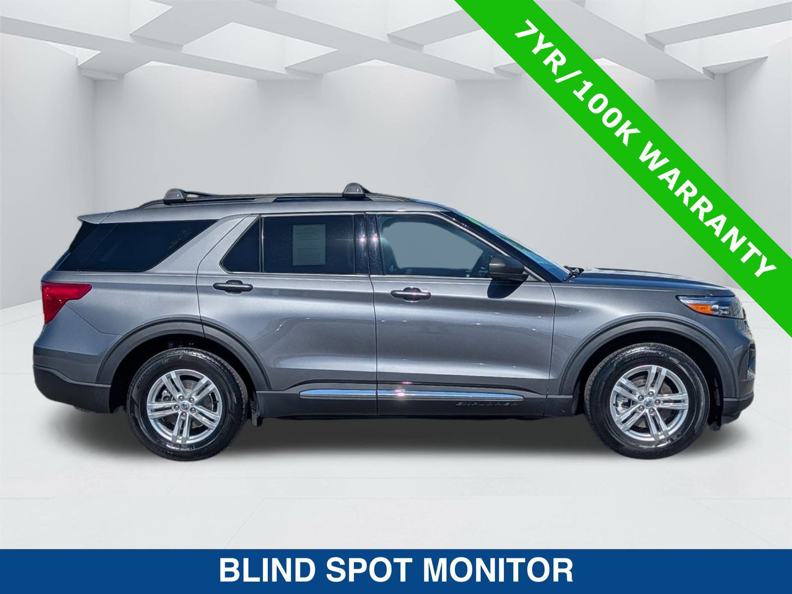 Certified 2023 Ford Explorer XLT image 5