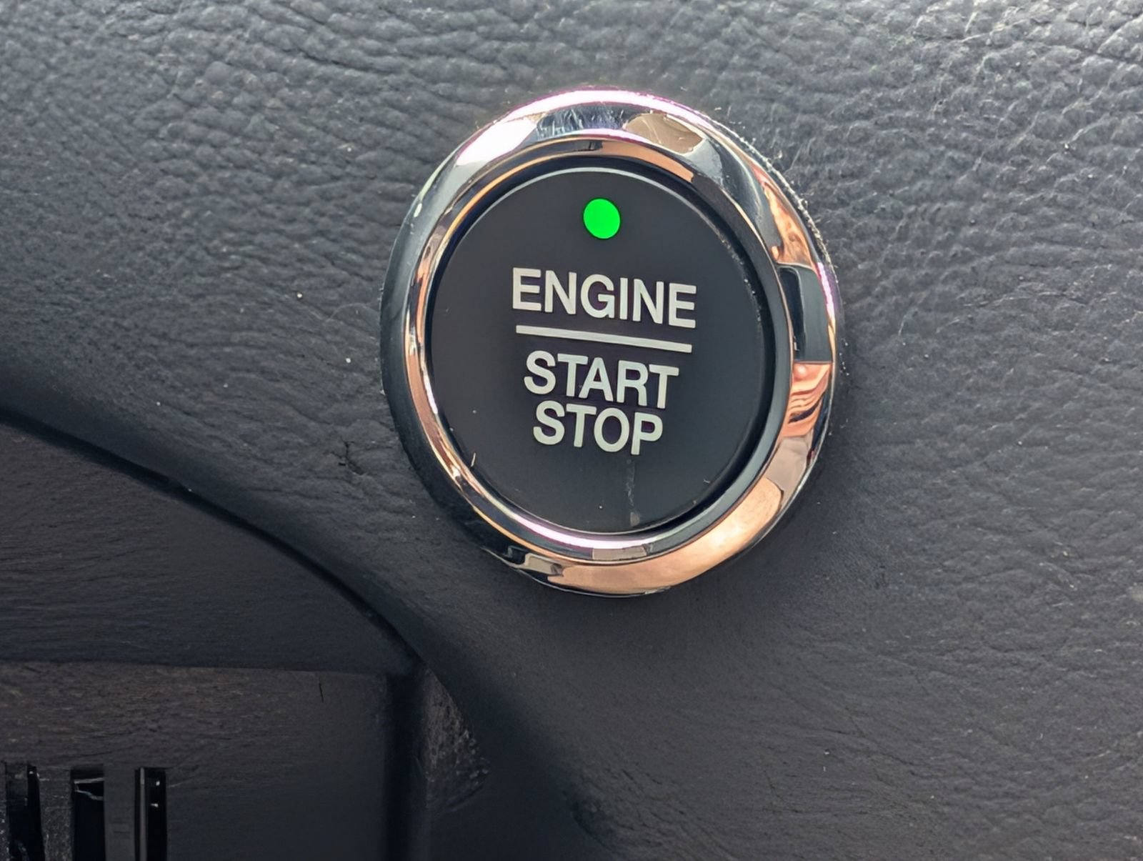 Certified 2022 Ford Edge SE AWD/4WD image 30