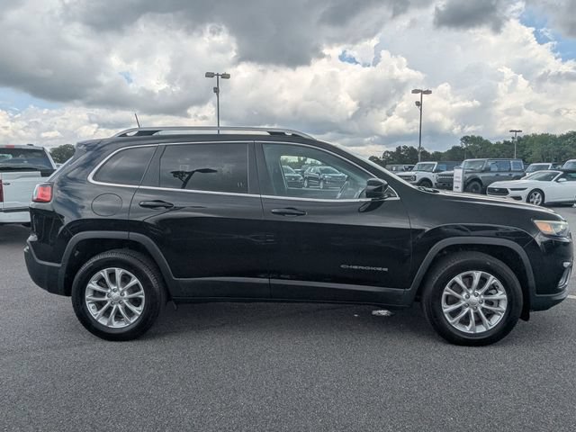 Used 2019 Jeep Cherokee Latitude w/ Popular Appearance Group AWD/4WD image 2