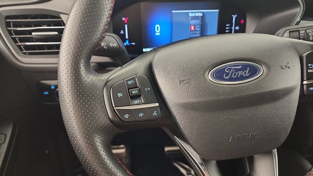 Certified 2024 Ford Escape ST-Line AWD/4WD image 18