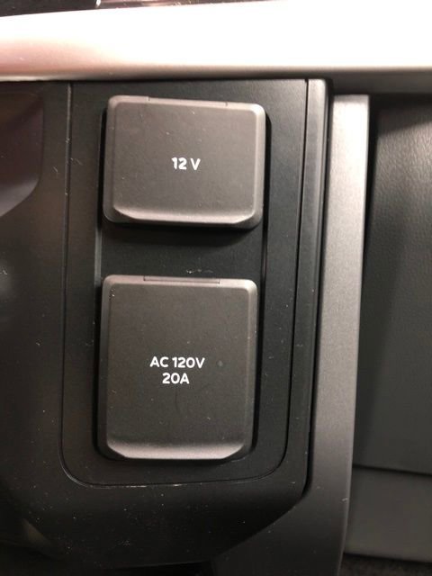 Certified 2022 Ford F150 XLT w/ Equipment Group 302A High image 19