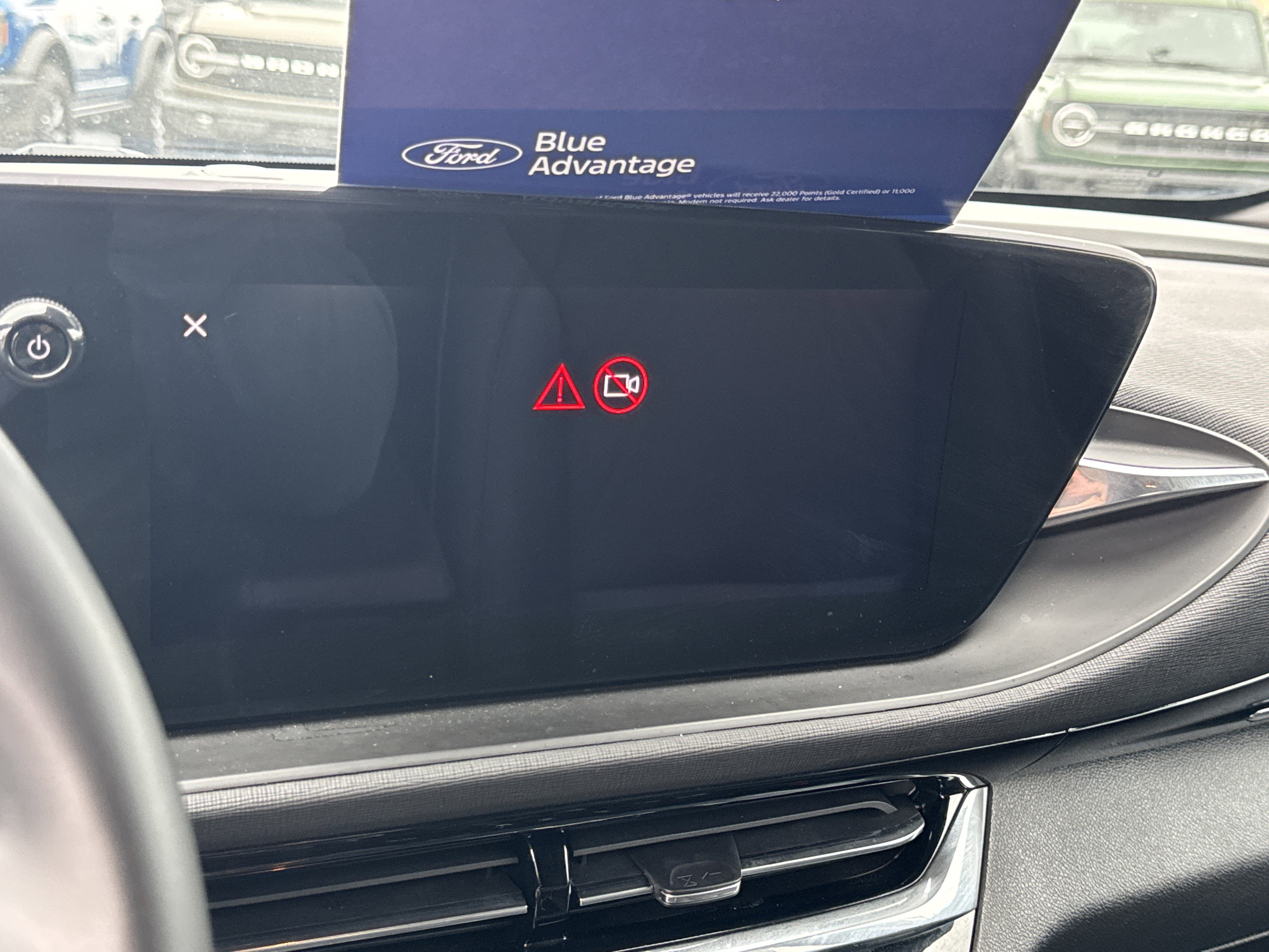 Used 2025 Buick Envista Sport Touring image 27