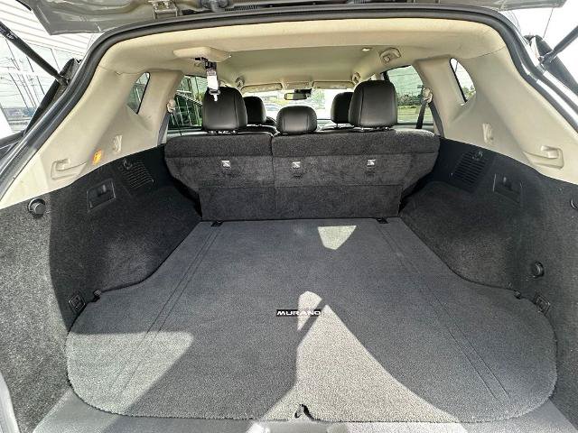 Used 2023 Nissan Murano SV w/ SV Midnight Edition Package FWD image 17