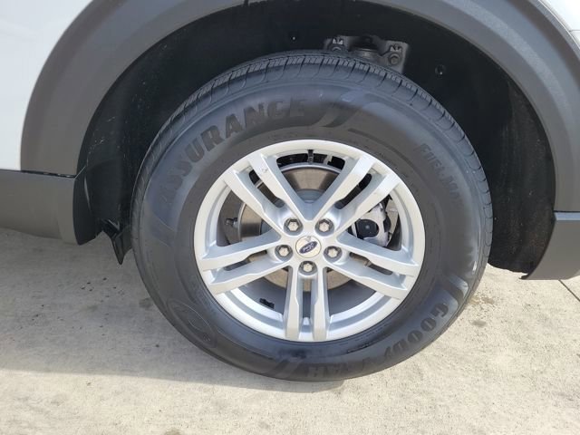 Certified 2024 Ford Explorer XLT w/ Equipment Group 202A image 13