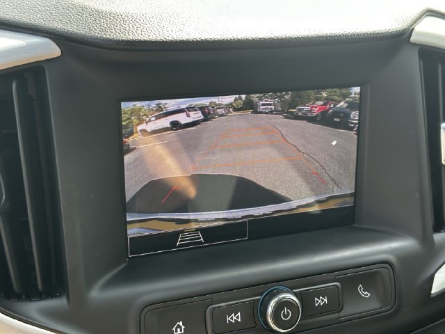 Used 2024 GMC Terrain SLE FWD image 22