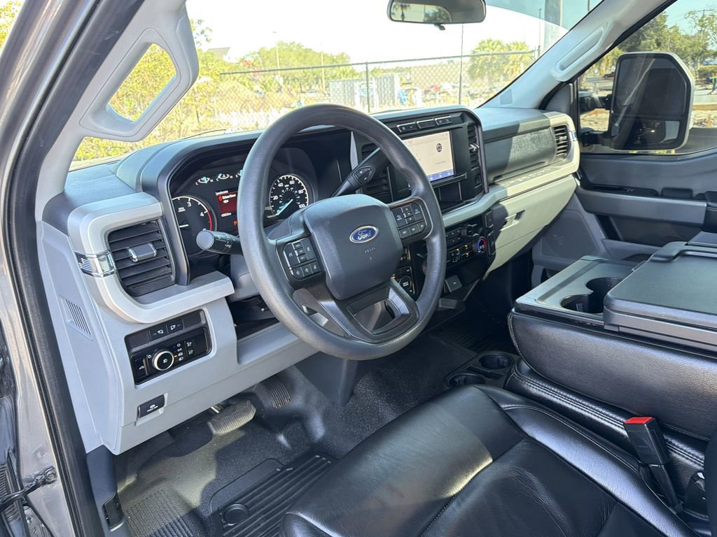 Certified 2024 Ford F350 XLT w/ 360-Degree Camera Package AWD/4WD image 16