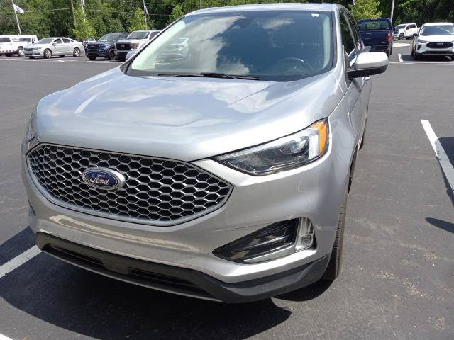 Certified 2023 Ford Edge SEL w/ Convenience Package AWD/4WD image 2