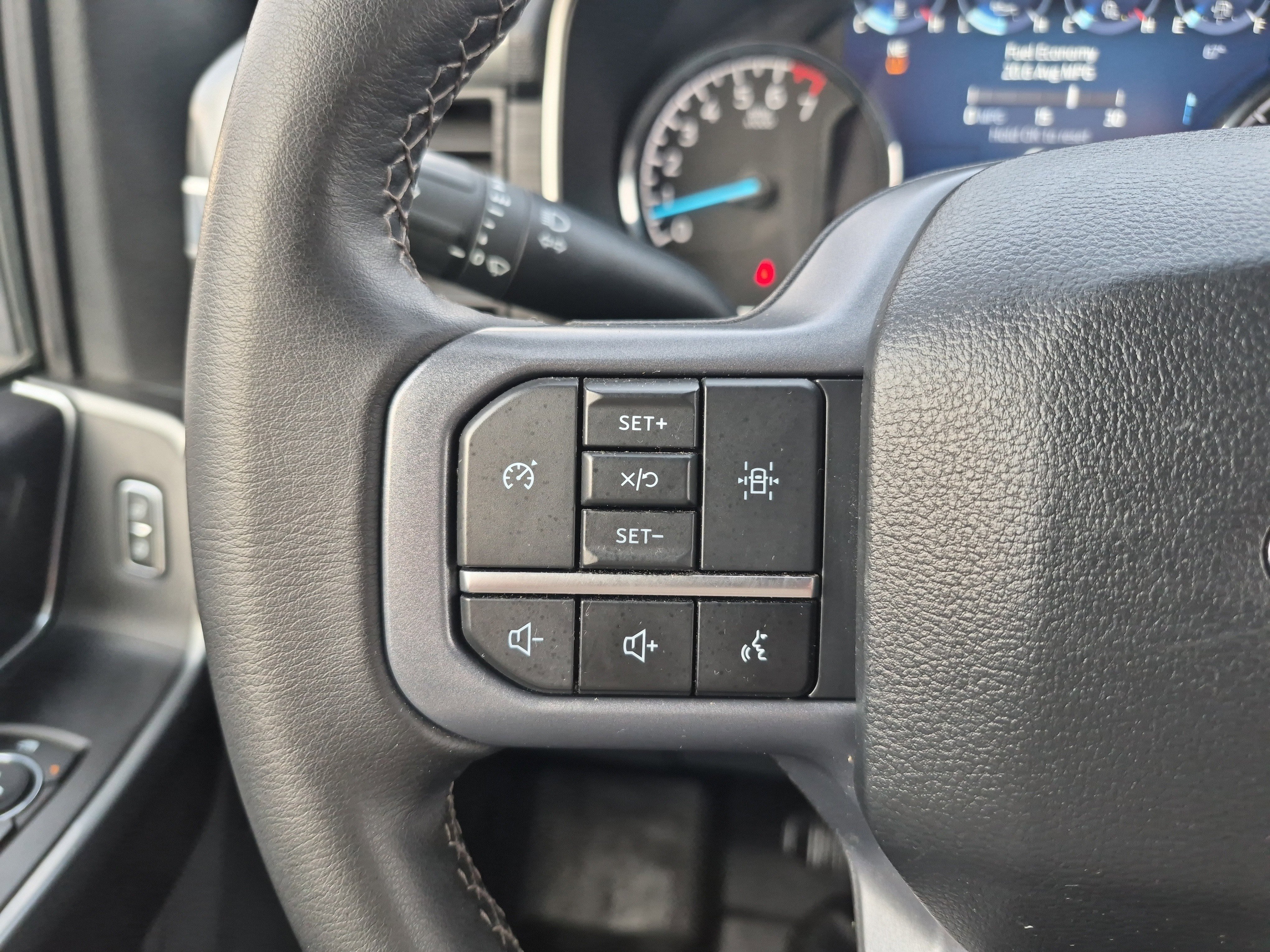 Certified 2023 Ford F150 XLT w/ Equipment Group 302A High image 27