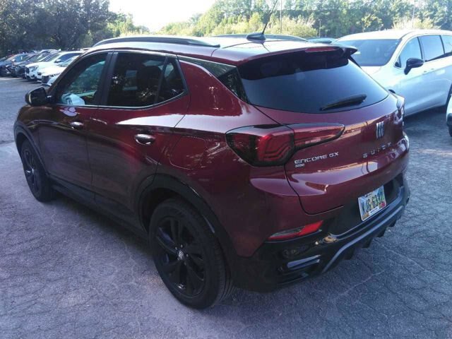 Used 2024 Buick Encore GX Sport Touring AWD/4WD image 2