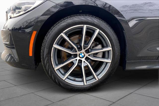 Used 2020 BMW 330i xDrive Sedan w/ Premium Package image 11