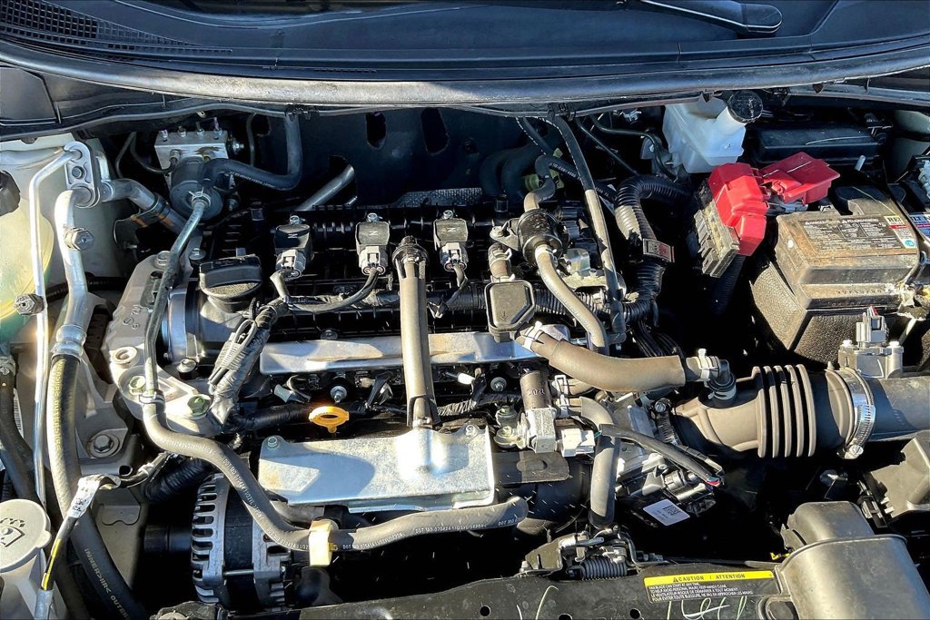 Used 2025 Nissan Versa SV FWD image 30