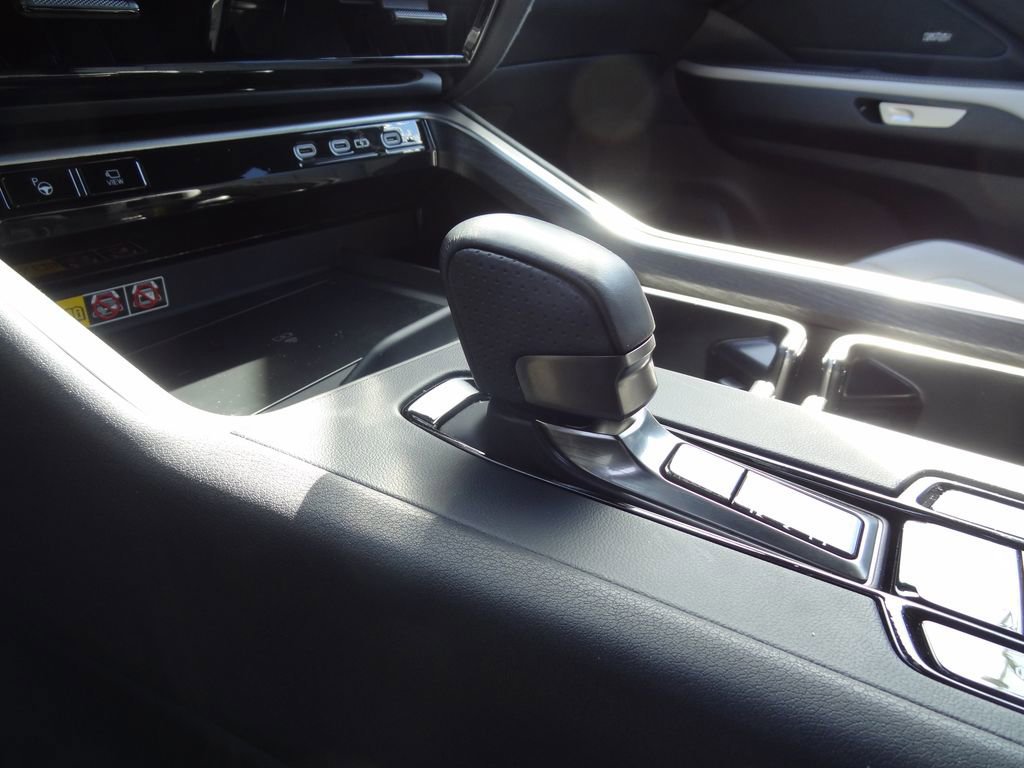 Used 2024 Lexus TX 500h AWD w/ Technology Package image 9