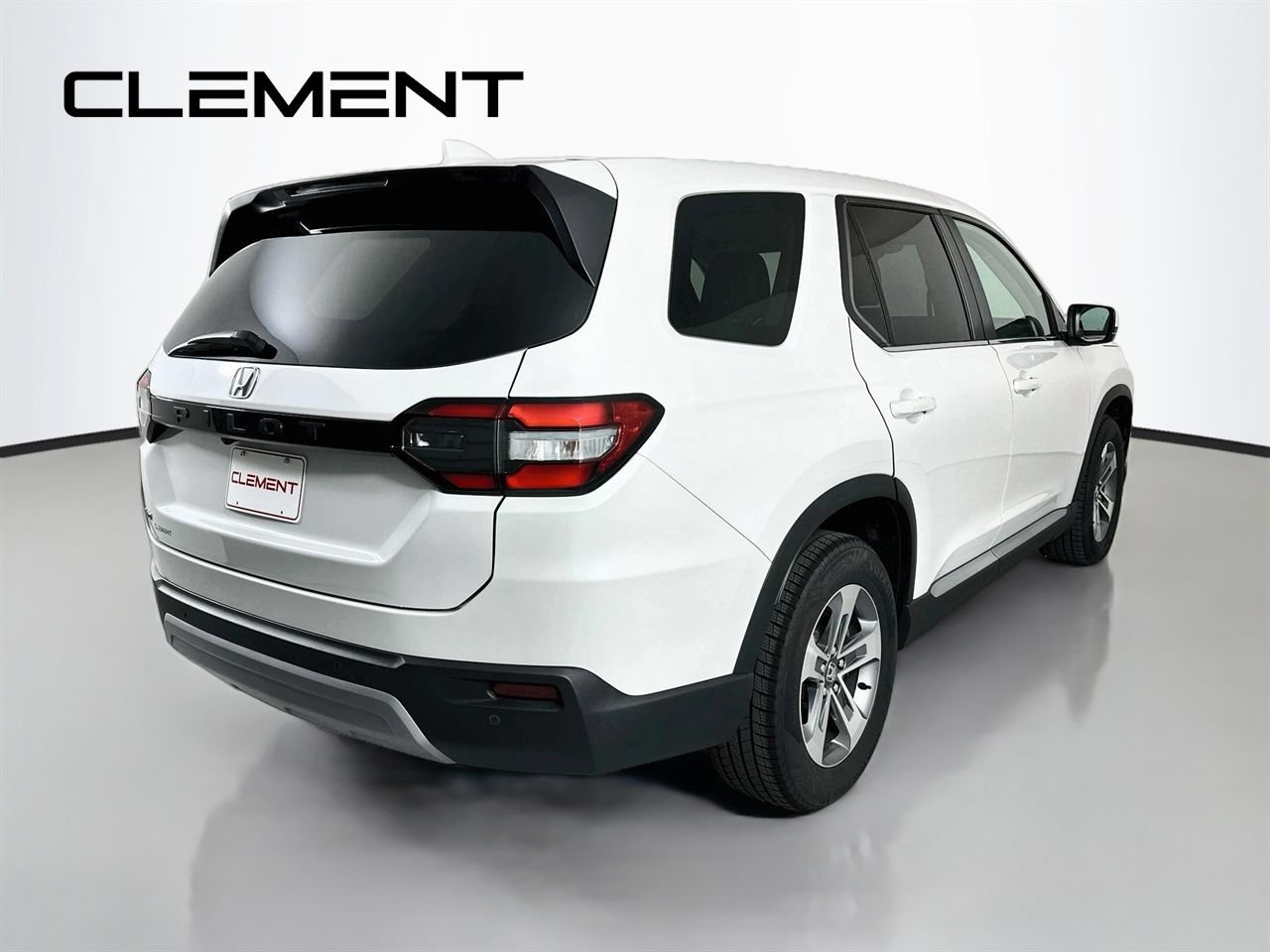 Used 2025 Honda Pilot EX-L image 7