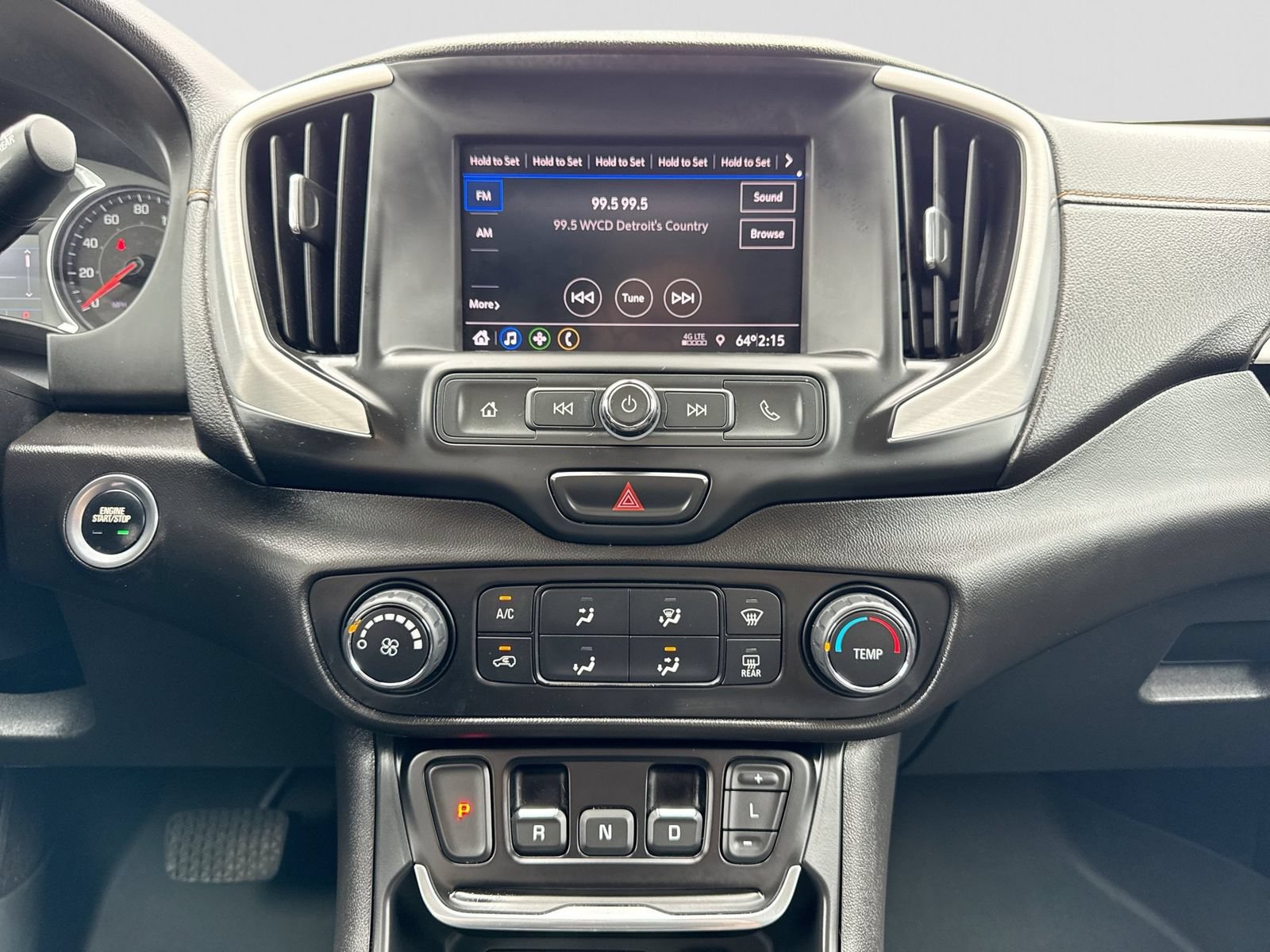 Used 2020 GMC Terrain SLE FWD image 29