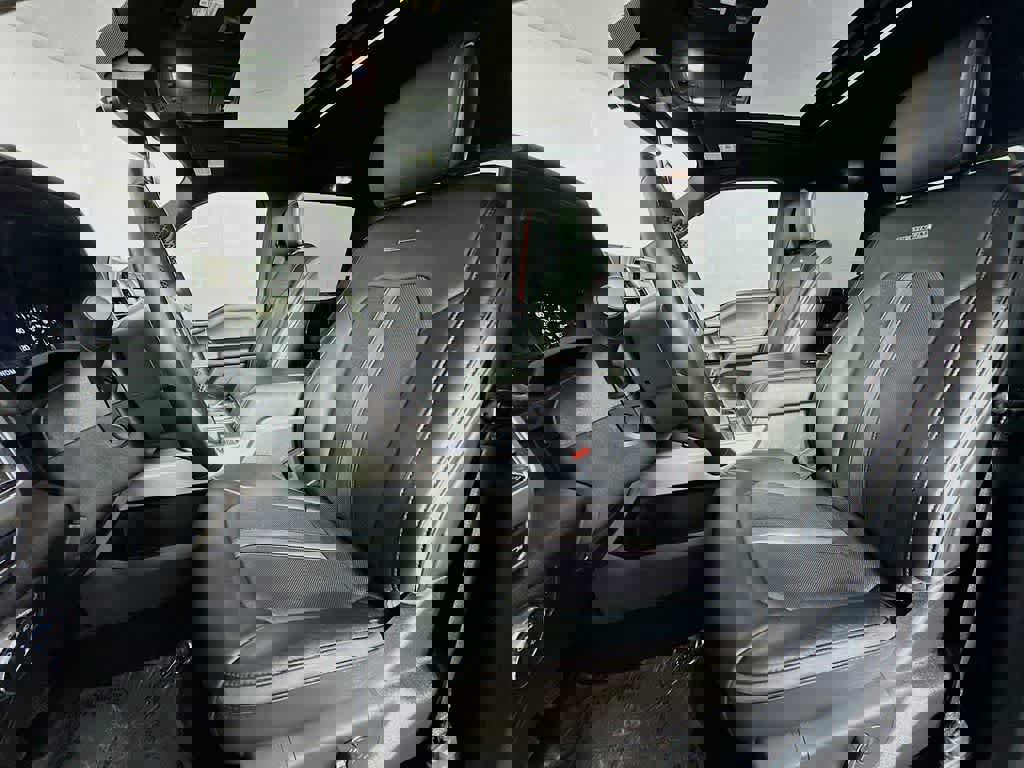 Certified 2019 Ford F150 Platinum w/ Equipment Group 701A Luxury image 15