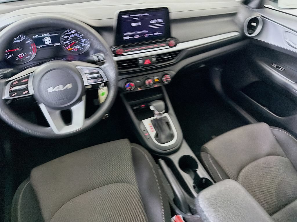 Used 2024 Kia Forte LXS FWD image 25